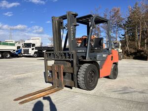 トヨタ フォークリフト 02-8FD30（W0343）｜中古建機販売【グッ 