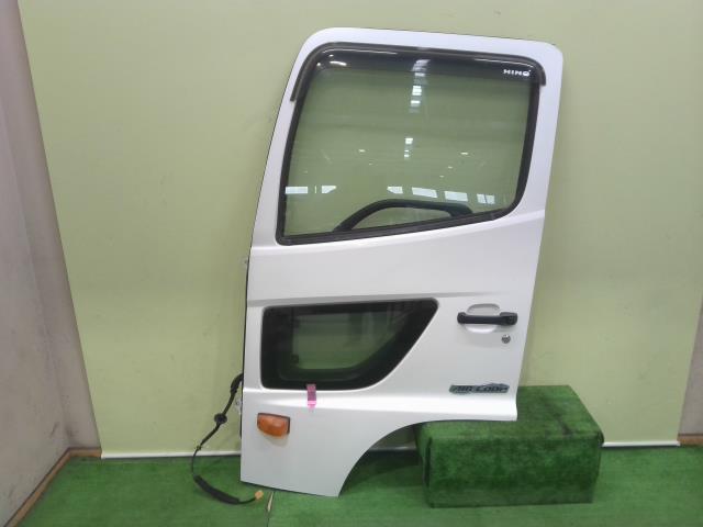 日野 レンジャー 左FドアASSY （630378-1320-0）｜シマ商会