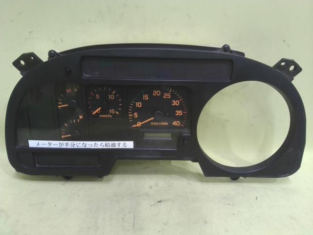 ICL いすゞ07フォワード　純正オプション　ピアノブラックメーターパネル中古 ICL いすゞ07フォワード 純正オプション ピアノブラックメーター