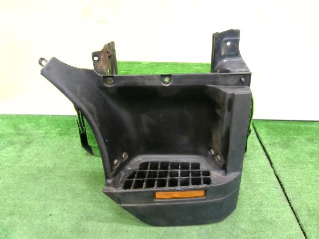 いすゞ フォワード 右サイドステップ (T000006118-1370-0 いすゞ フォワード 右サイドステップ (T000006118-1370-0