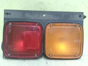 いすゞフォワード純正テールランプ 左右 新車外し UD 日野