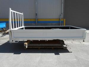 三菱CANTER 荷台