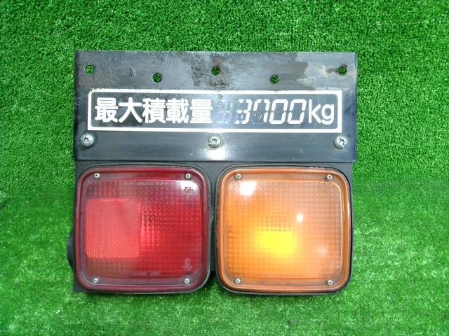 いすゞ フォワード 左テールランプ （600474-1560-0）｜シマ商会