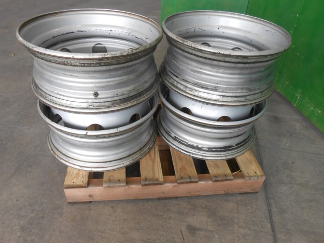 中古トラック部品