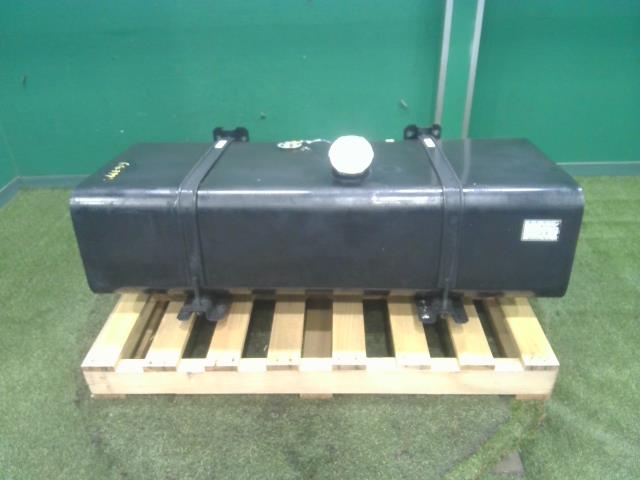 ピロ君　三菱ふそう　ファイター　燃料タンク　200Ｌ×２個 ピロ君 三菱ふそう ファイター 燃料タンク 200L×2個 ピロ君様