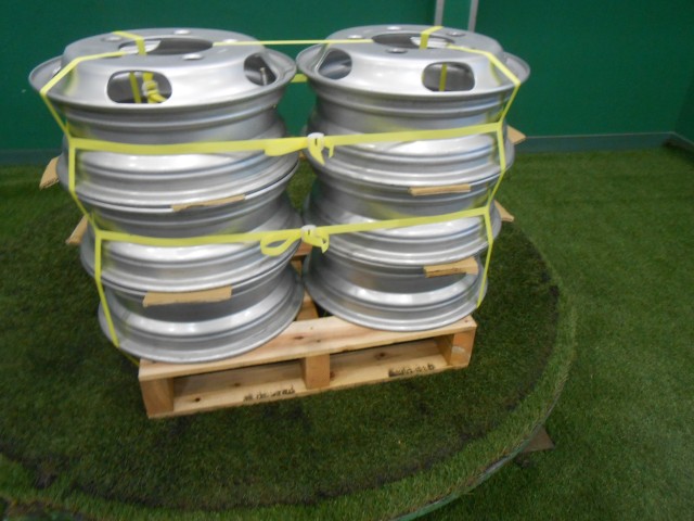 中古トラック部品