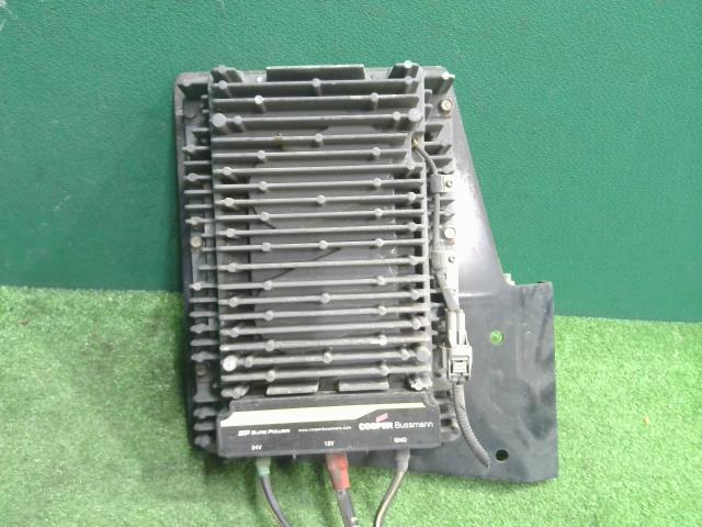 三菱ふそう キャンター バッテリーイコライザー （511200-6995-1