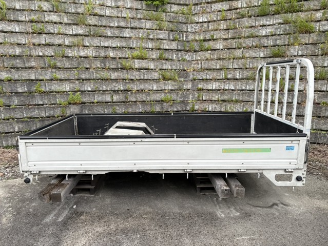 中古トラック部品