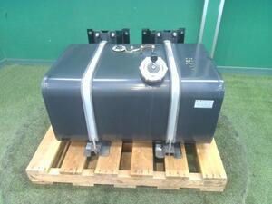 いすゞ４トン車の燃料タンク当時物５０００円売り