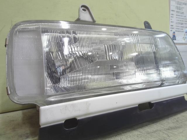 いすゞ フォワード 右ヘッドランプASSY （600758-1080-0）｜シマ商会