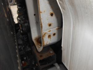 中古トラック部品