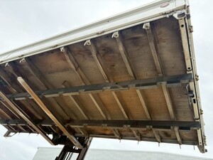 中古トラック部品