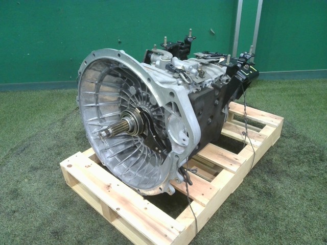 中古トラック部品