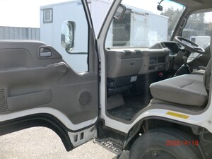 中古トラック部品