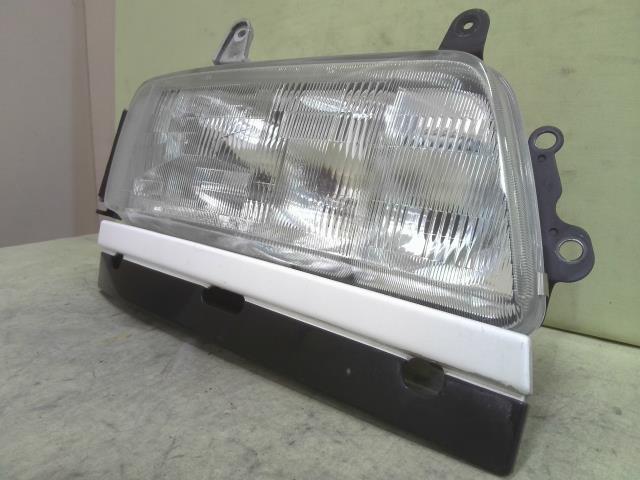イスズ　フォワード　右ヘッドライト　中古 いすゞ フォワード 右ヘッドランプASSY （600774-1080-0）｜シマ商会