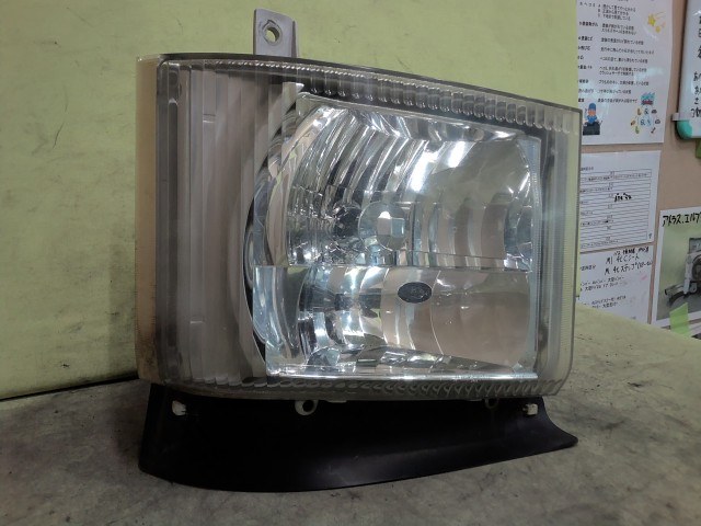 いすゞ フォワード 右ヘッドランプASSY （600808-1080-0）｜シマ商会