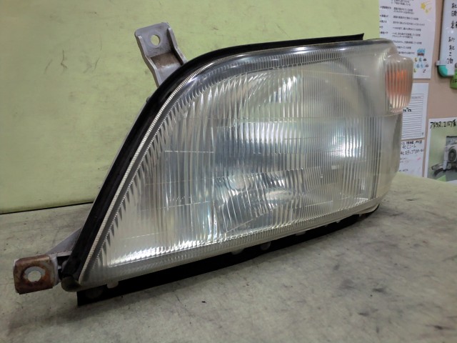 日野 デュトロ 左ヘッドランプASSY （530793-1090-0）｜シマ商会