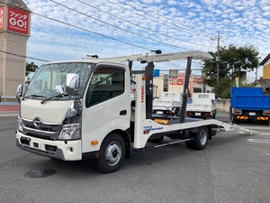 希少回送車　ユニック日野　アオシマ