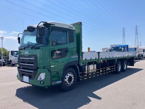 m＆mコンボイトラックです、中古ですので、よろしくお願いします。