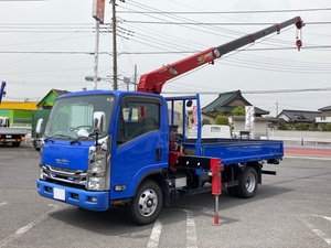 今週末に処分します。トラッククレーンの部品 重機車両マグネット 314－66 （小） トラッククレーン | 【ミドリ