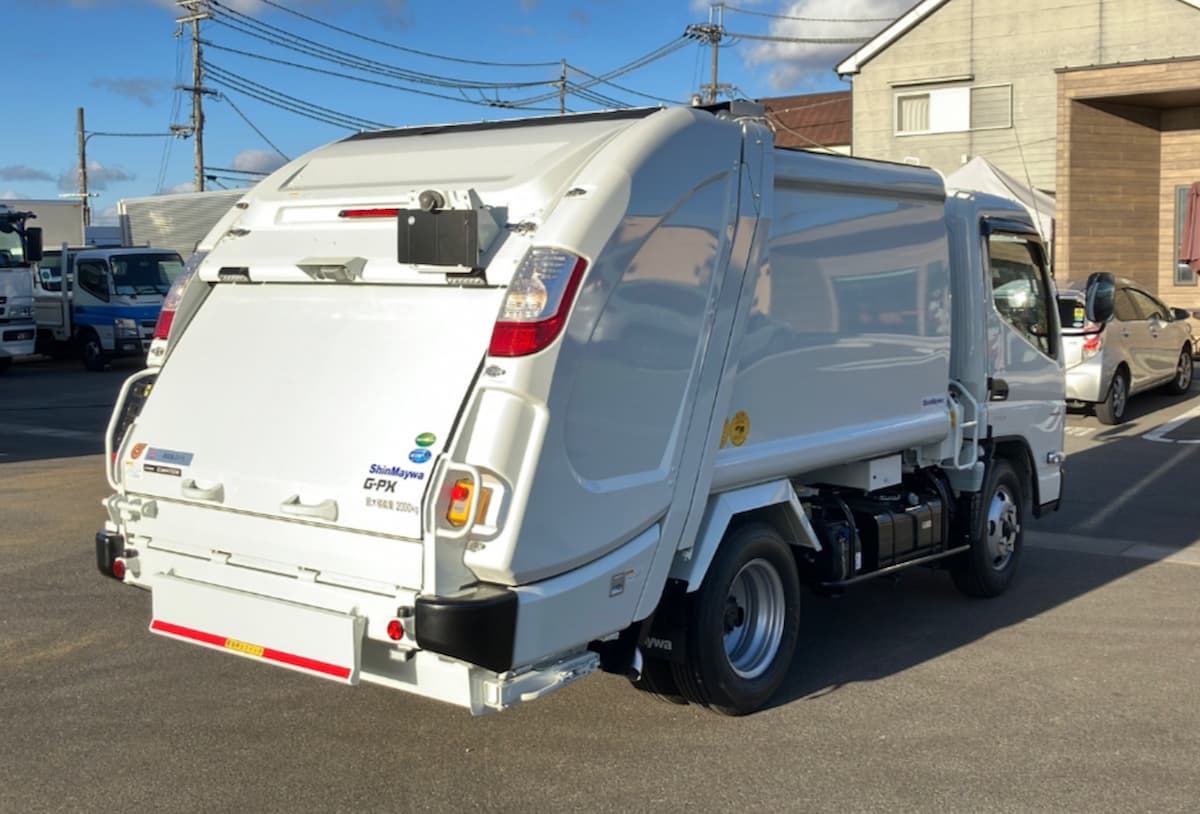 プレス式パッカー車