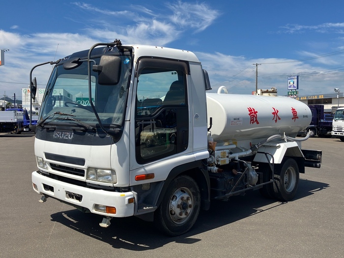 散水車