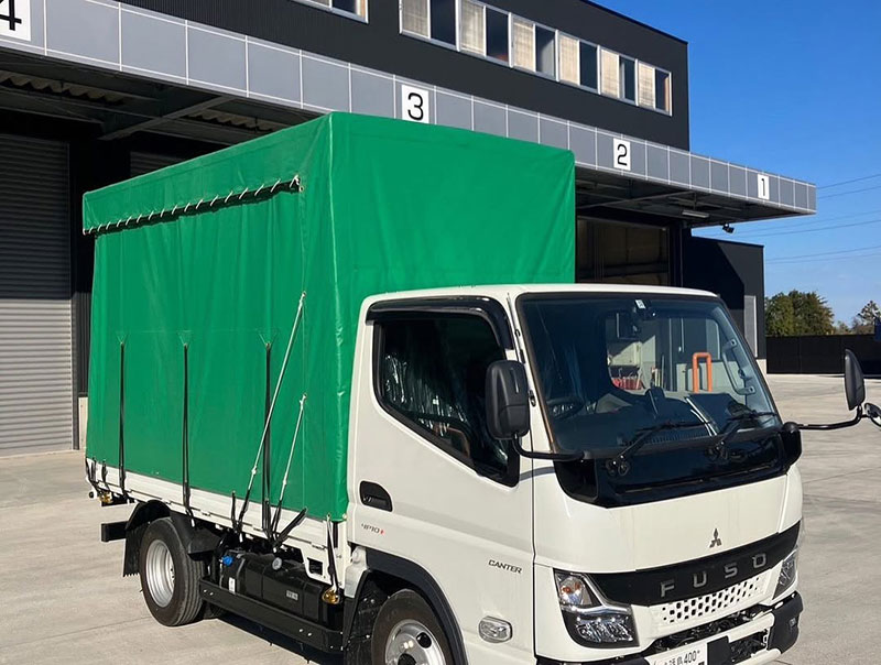 トラックの幌カスタム